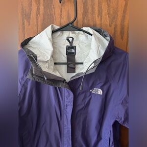 North Face Women’s Hyvent Jacket
